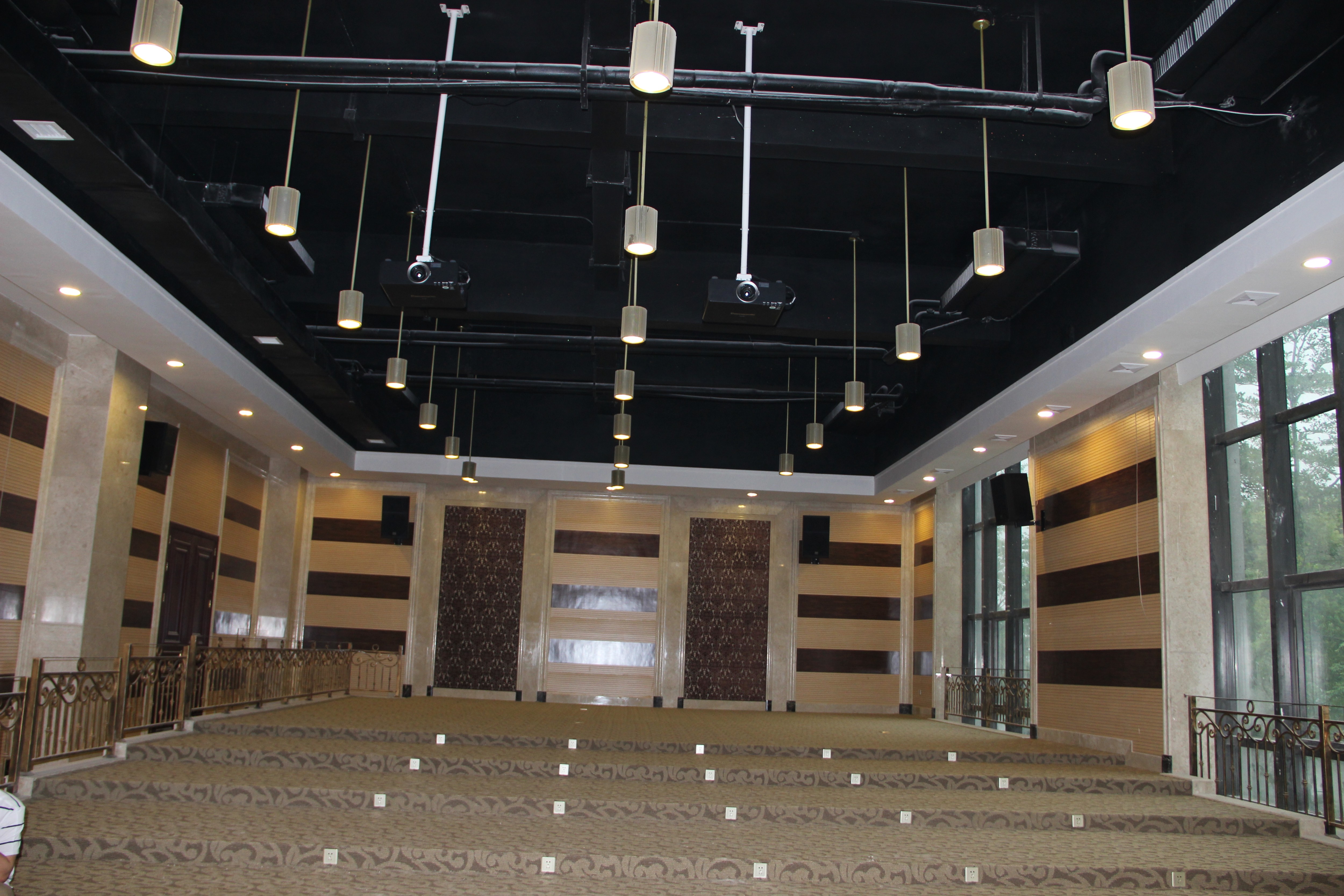 VINIAV音响展厅设备 VINIAV音响展厅设备