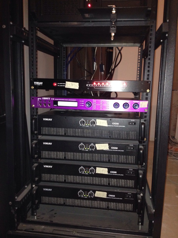 VINIAV功放机 VINIAV功放机