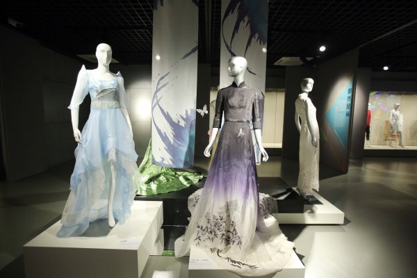 展厅设计中传统服饰文化应用 展厅设计中传统服饰文化应用